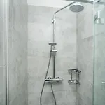Apartman Designer Two-bedroom With Terrace
