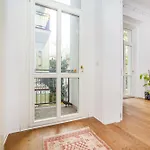 Designer Two-bedroom With Terrace Apartman Prága