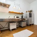 Designer Two-bedroom With Terrace * Prága