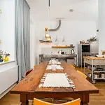 Apartman Designer Two-bedroom With Terrace Prága