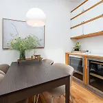 Designer Two-bedroom With Terrace * Prága
