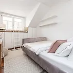 Designer Two-bedroom With Terrace Apartman *