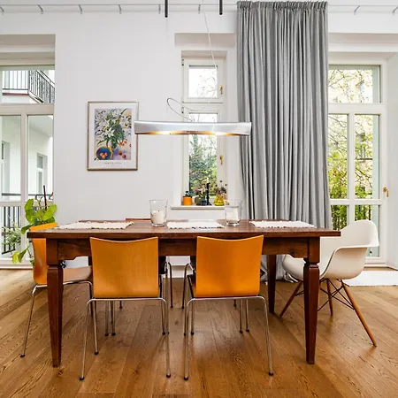 Apartman Designer Two-bedroom With Terrace