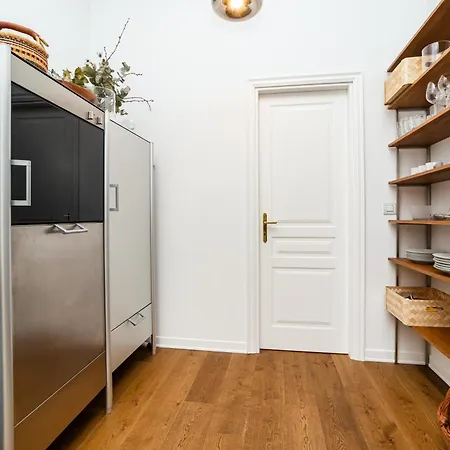 Designer Two-bedroom With Terrace * Prague
