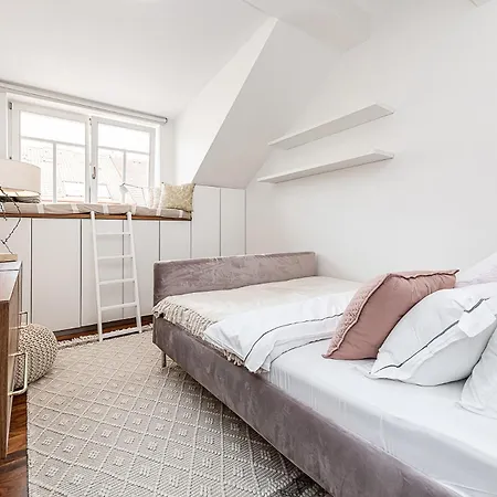 Designer Two-bedroom With Terrace * Prague