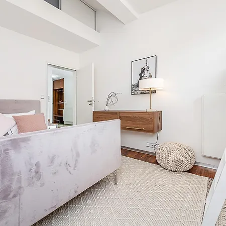 Designer Two-bedroom With Terrace Apartment Prague