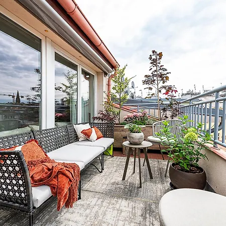 Designer Two-bedroom With Terrace Apartment Prague