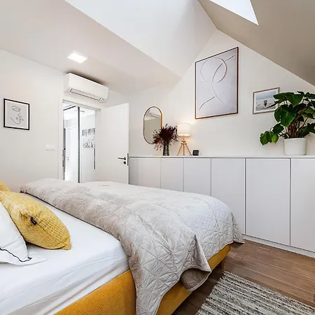 Designer Two-bedroom With Terrace *