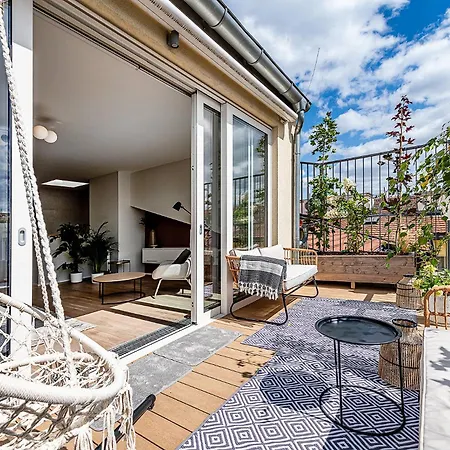 Designer Two-bedroom With Terrace Apartamento Praga