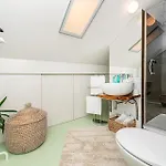 Designer Two-bedroom With Terrace Prag
